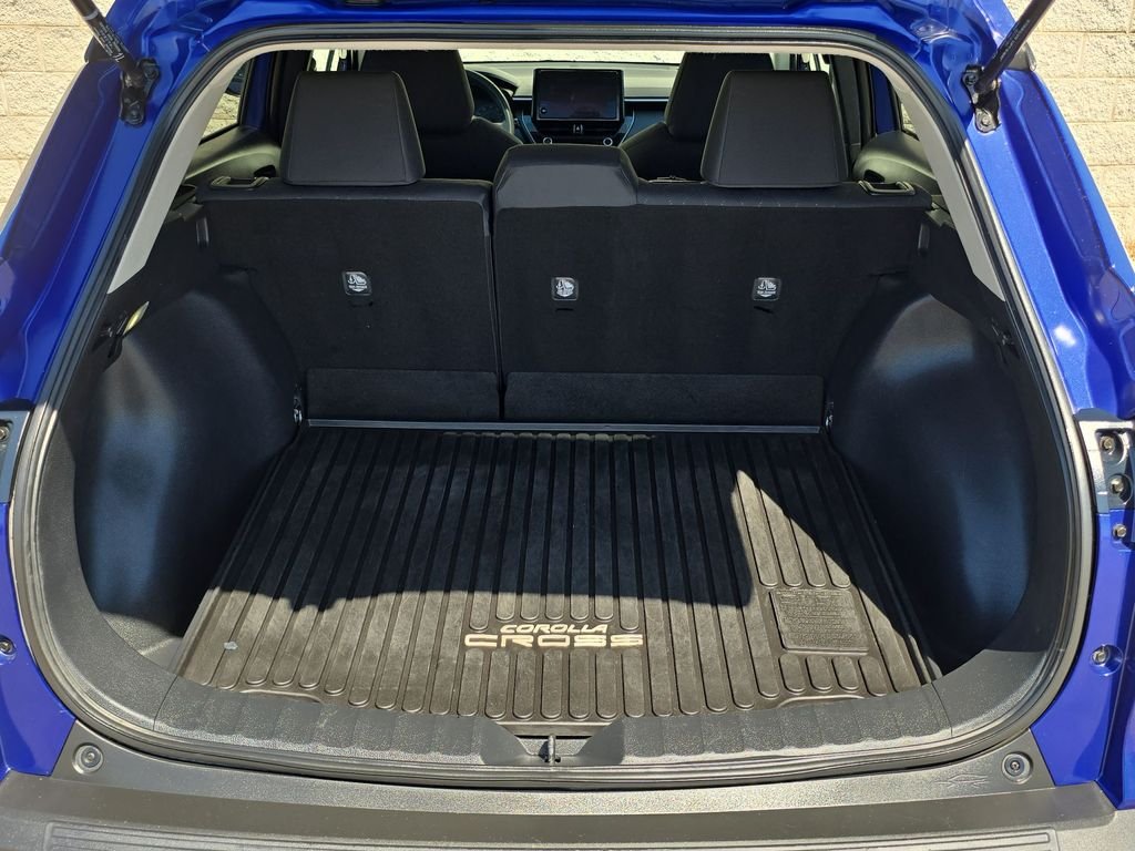 Used 2023 Blue Toyota LE image 34