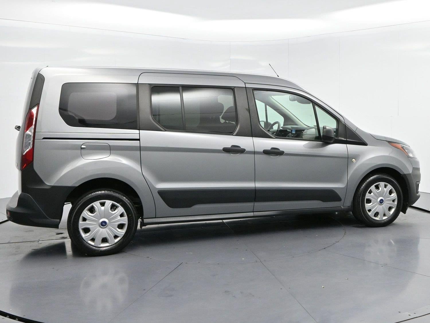 Used 2022 Solar Silver Ford XL image 8