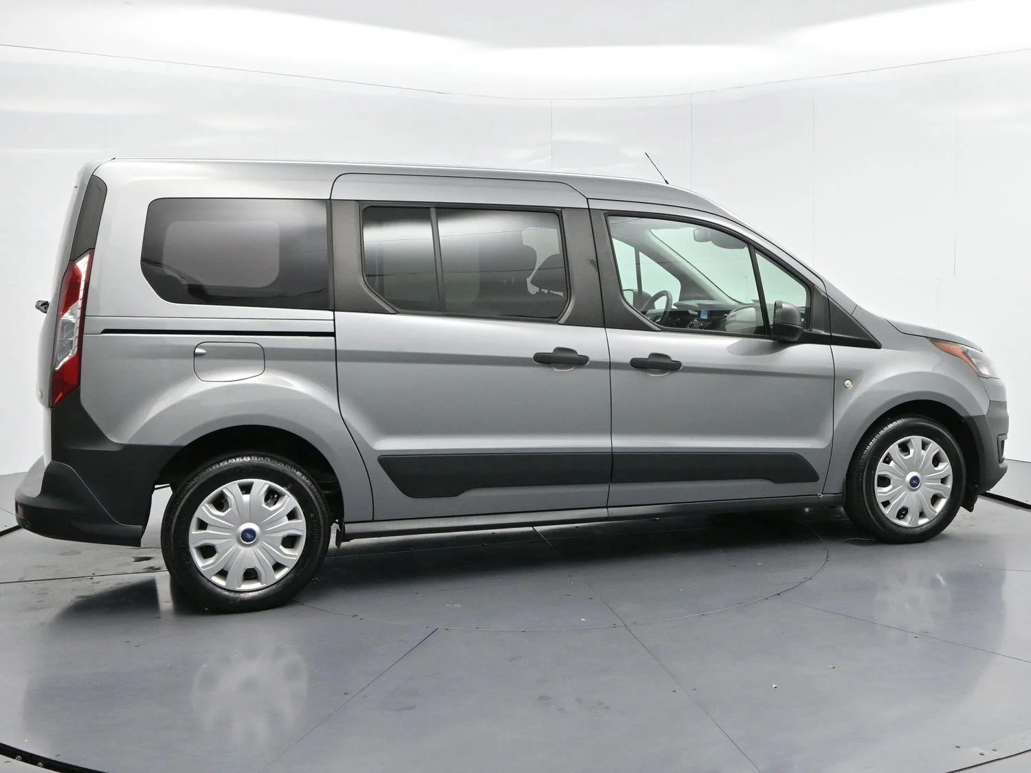Used 2022 Solar Silver Ford XL image 8