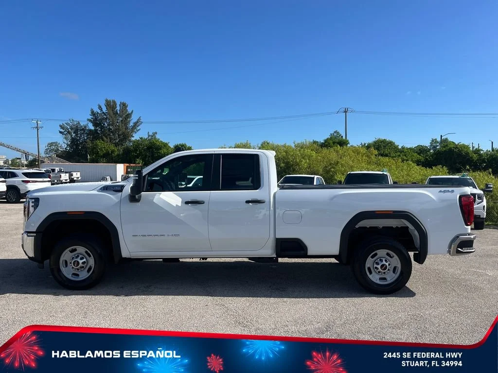 New 2026 Summit White GMC Pro image 4