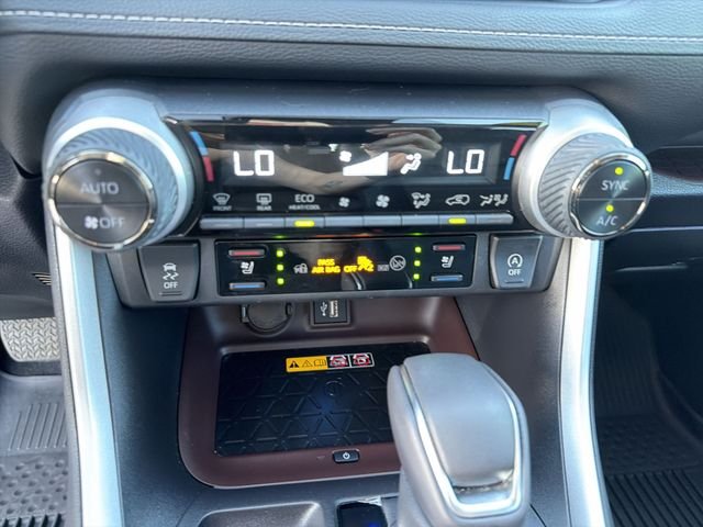 2025 Toyota RAV4 Limited - Photo 22