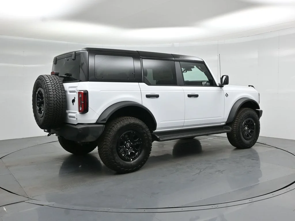 New 2026 Oxford White Ford Outer Banks image 28