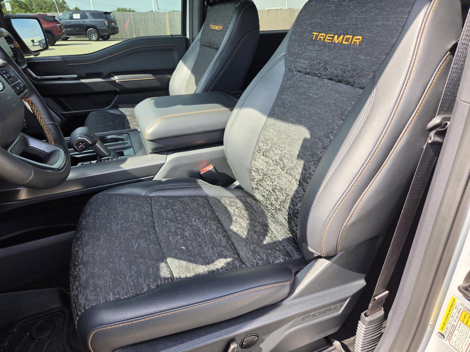 Used 2025 Space White Metallic Ford Tremor image 14
