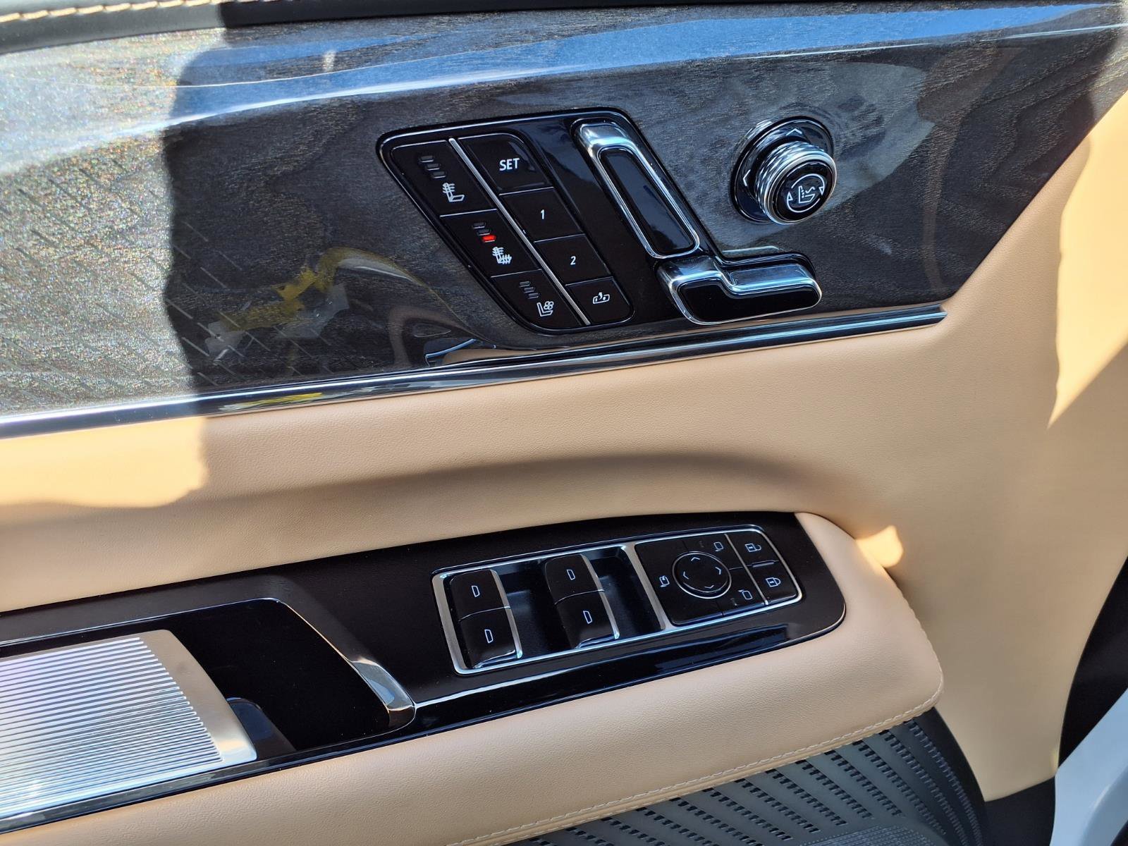 2025 Cadillac Escalade IQ Luxury 2 - Photo 15