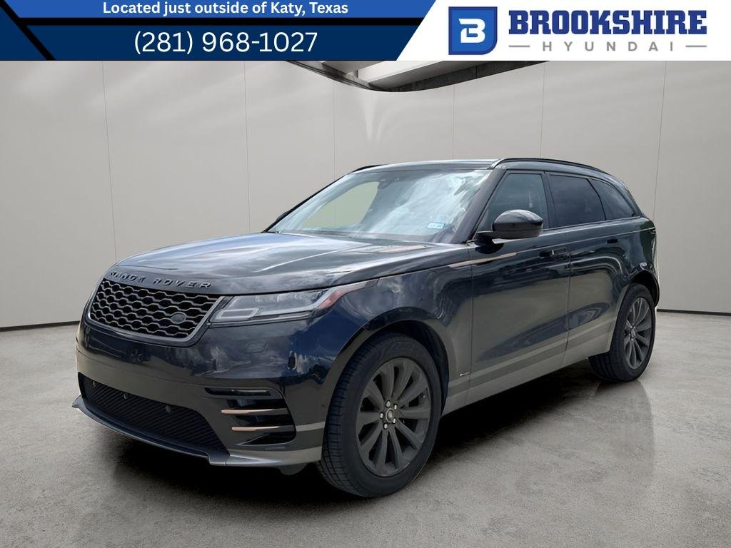 Used 2018 Santorini Black Land Rover R-Dynamic SE image 1