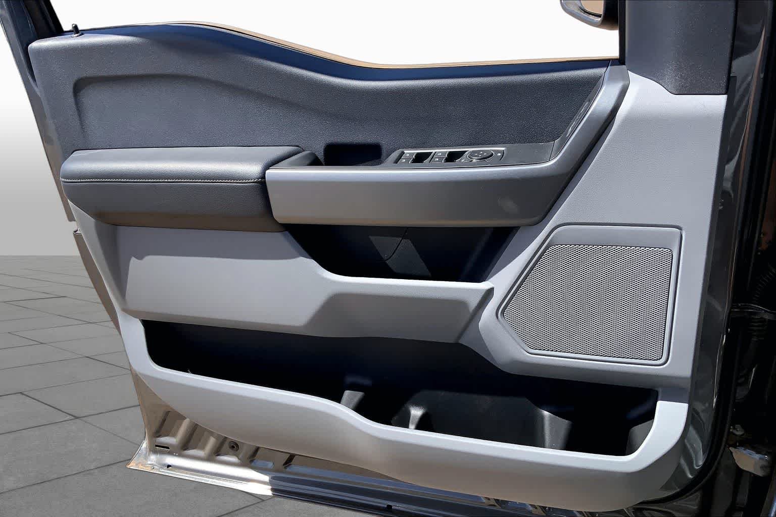 New 2026 Carbonized Gray Metallic Ford F-250® XL image 10