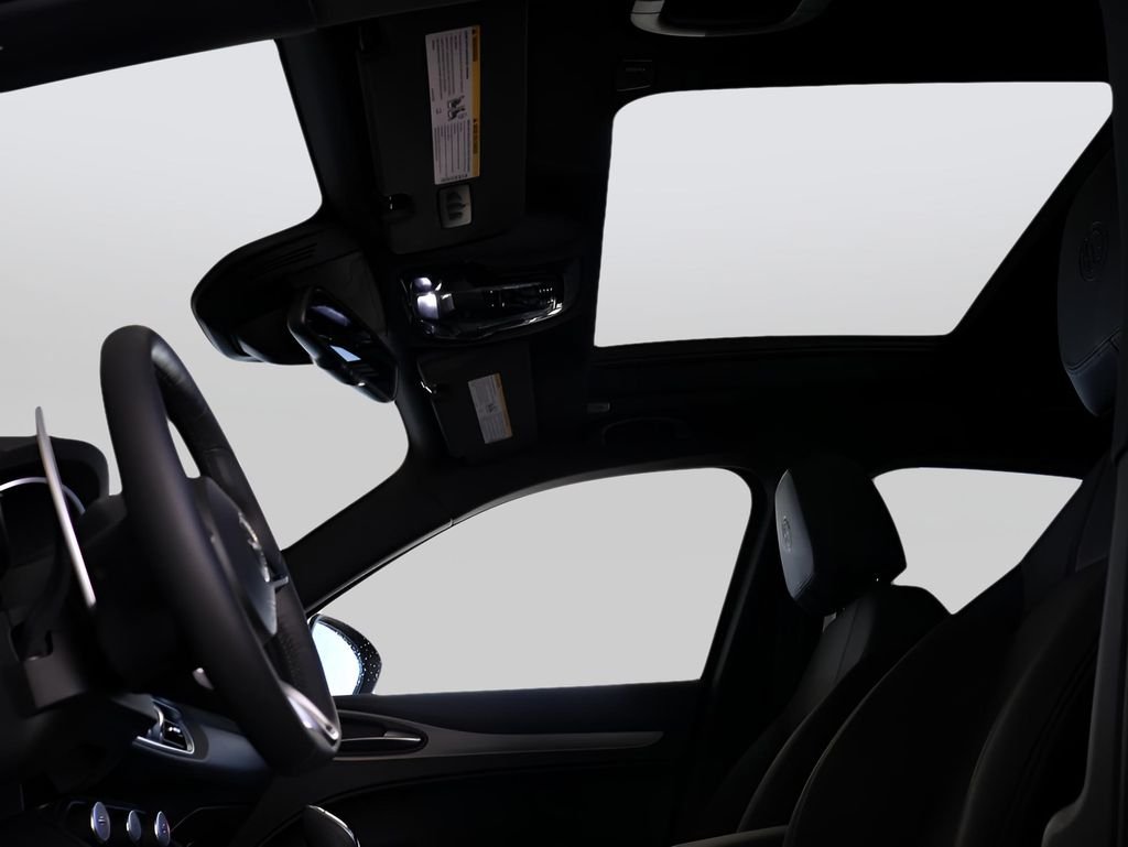2025 Alfa Romeo Stelvio Base - Photo 38