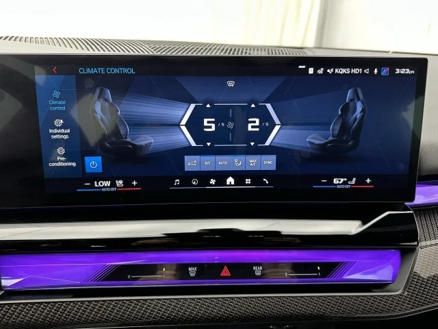 Used 2026  BMW Base image 19