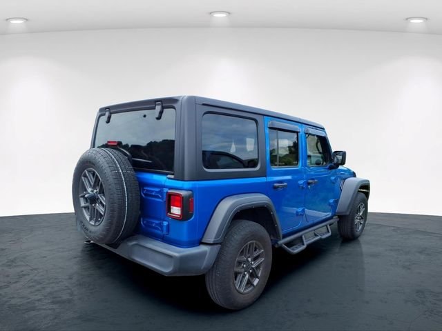 Used 2024 Blue Jeep Sport S image 11