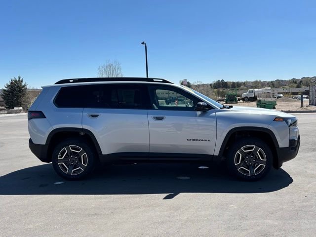 New 2026 Silver Zynith Clear-Coat Exterior Paint Jeep Laredo image 6