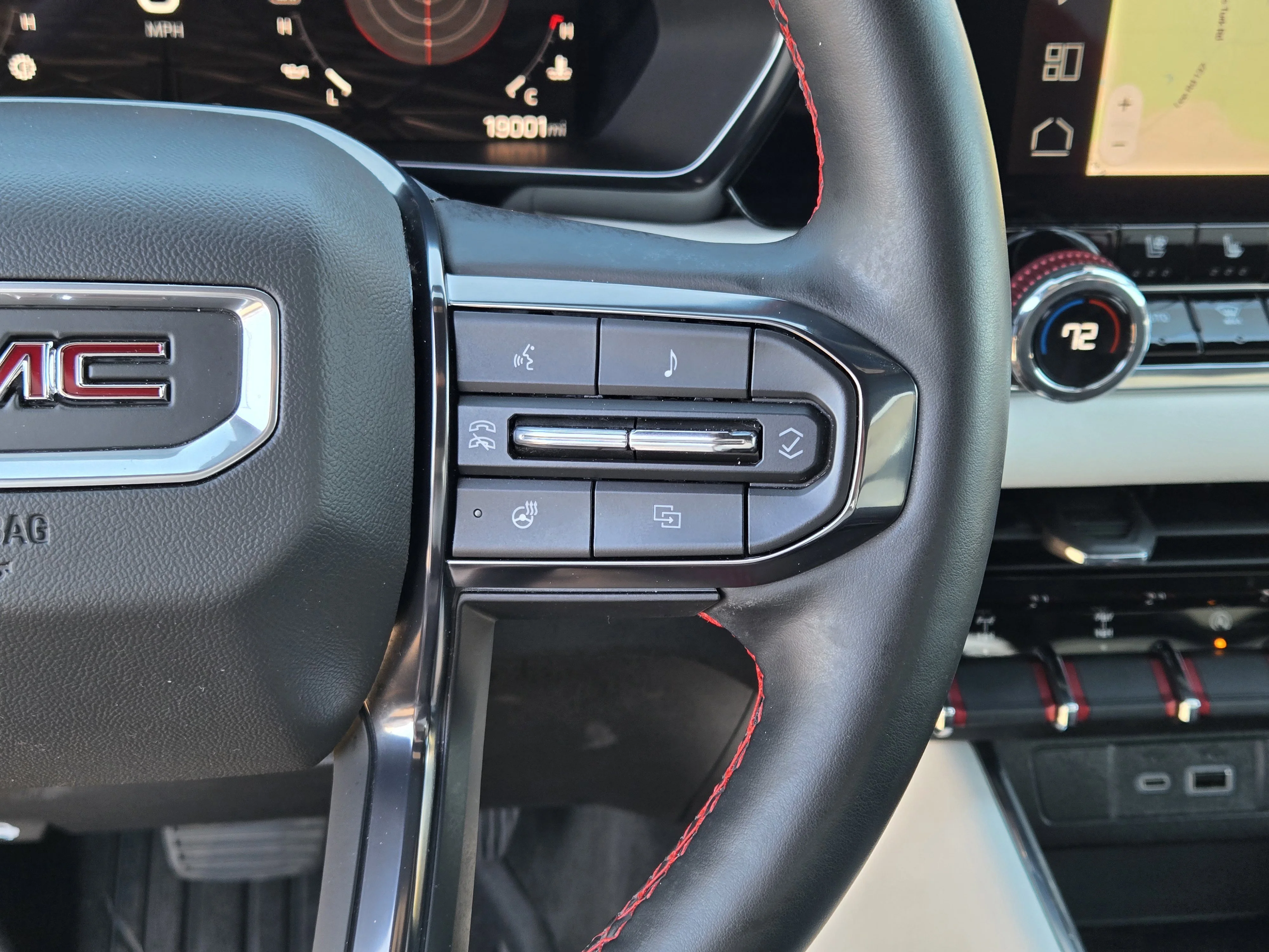 2024 GMC Canyon AT4X - Photo 23