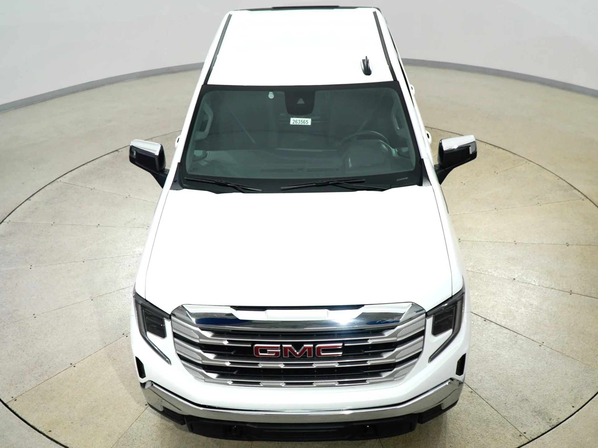 New 2026 Summit White GMC SLE image 58