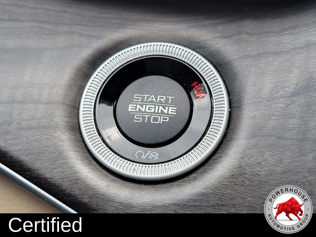 Used 2024 White Jeep Limited image 37