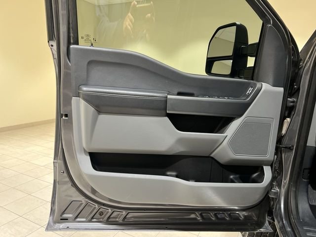 Used 2023 Gray Ford XLT image 19