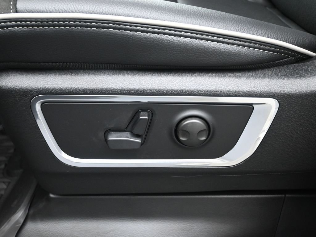 New 2026 Canyon Lake Exterior Paint RAM Laramie image 19