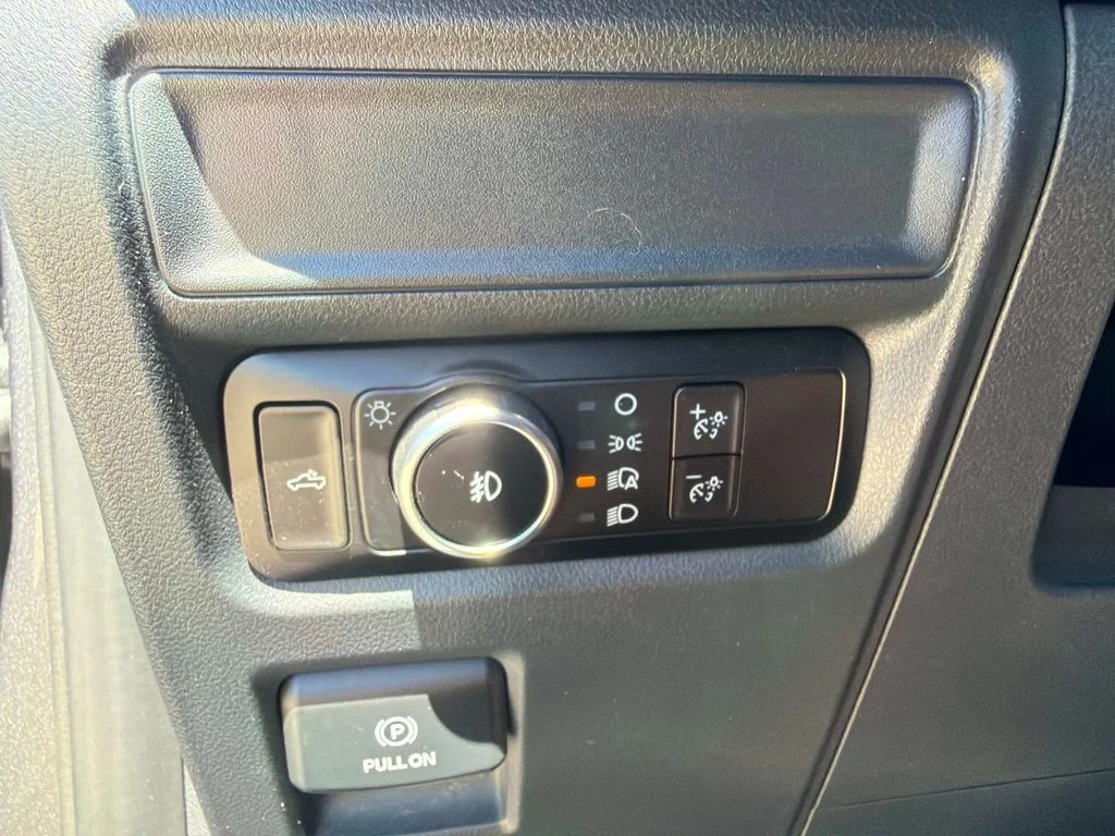 Used 2023 Gray Ford XL image 31