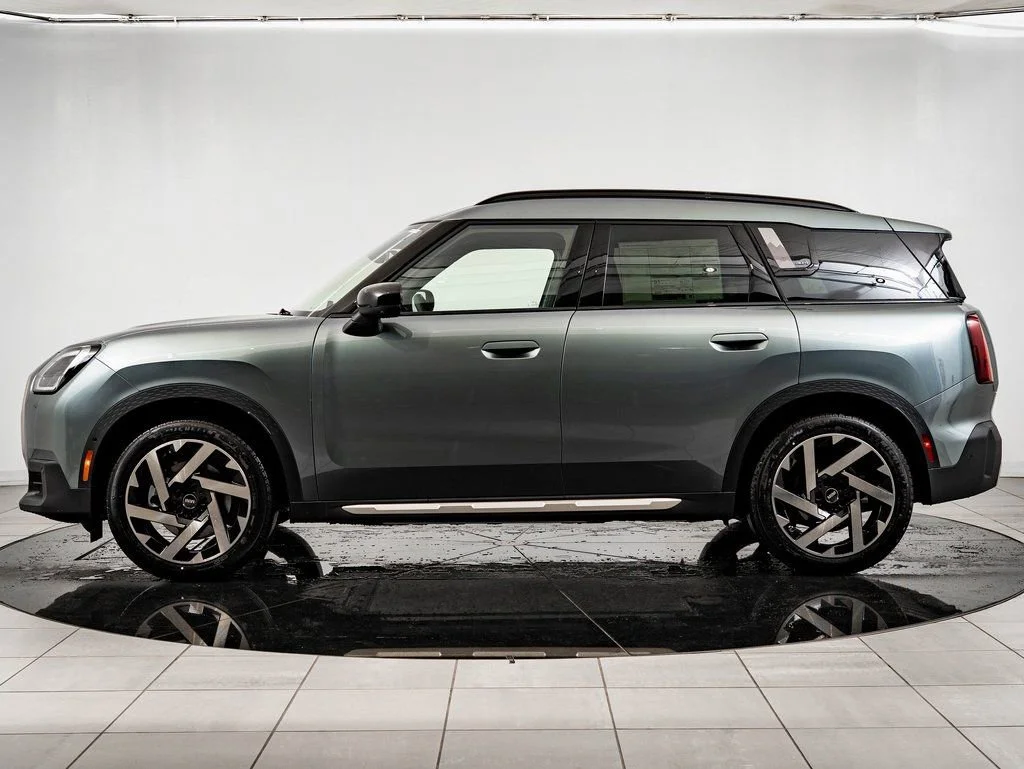 2026 MINI Countryman SE - Photo 11