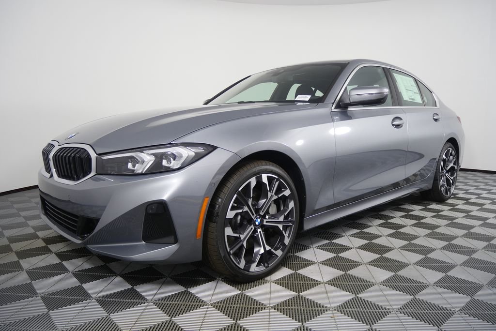 2026 BMW 3 Series 330i - Photo 7
