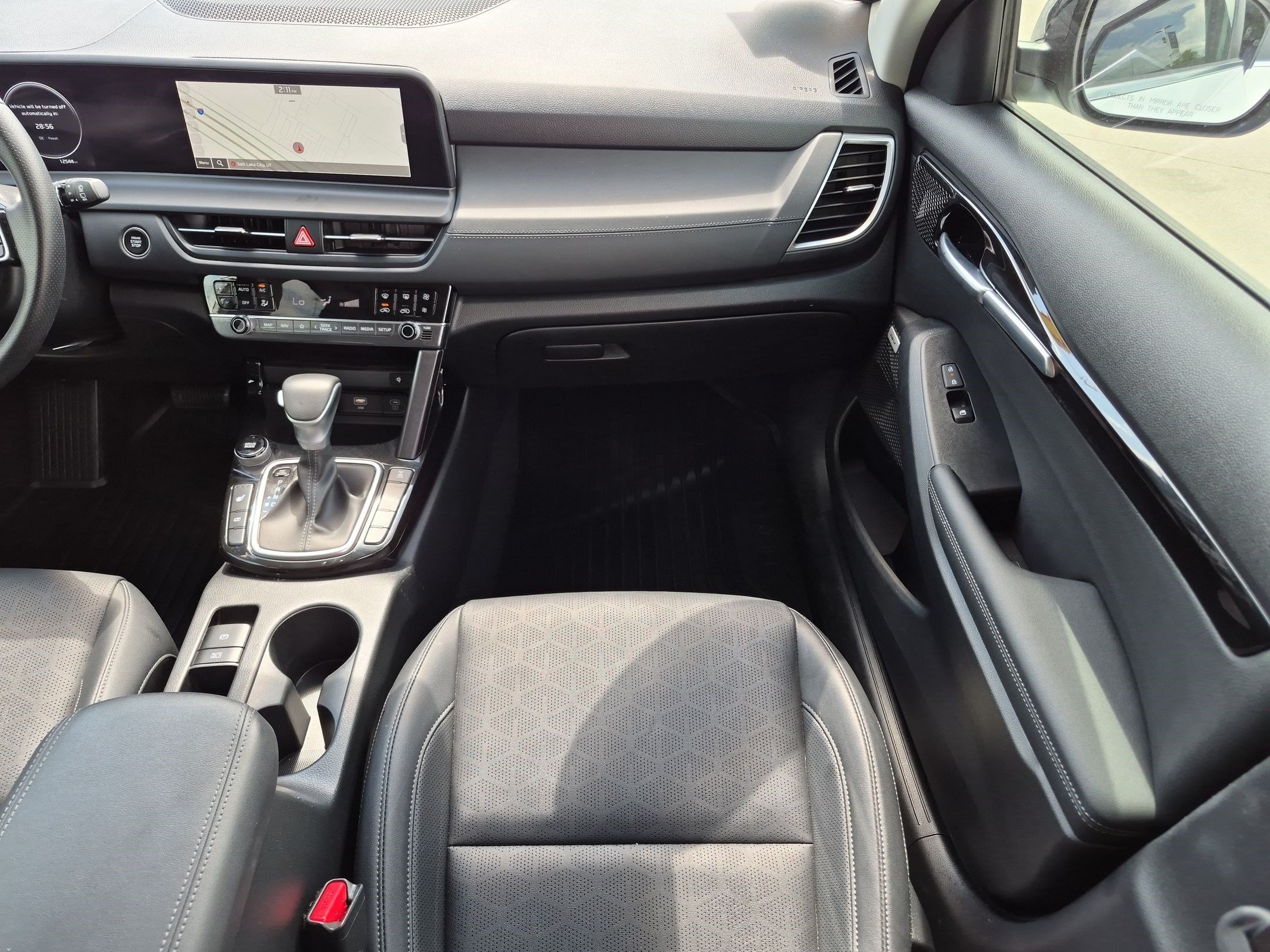 Used 2024 Clear White/Black Roof Kia SX image 30