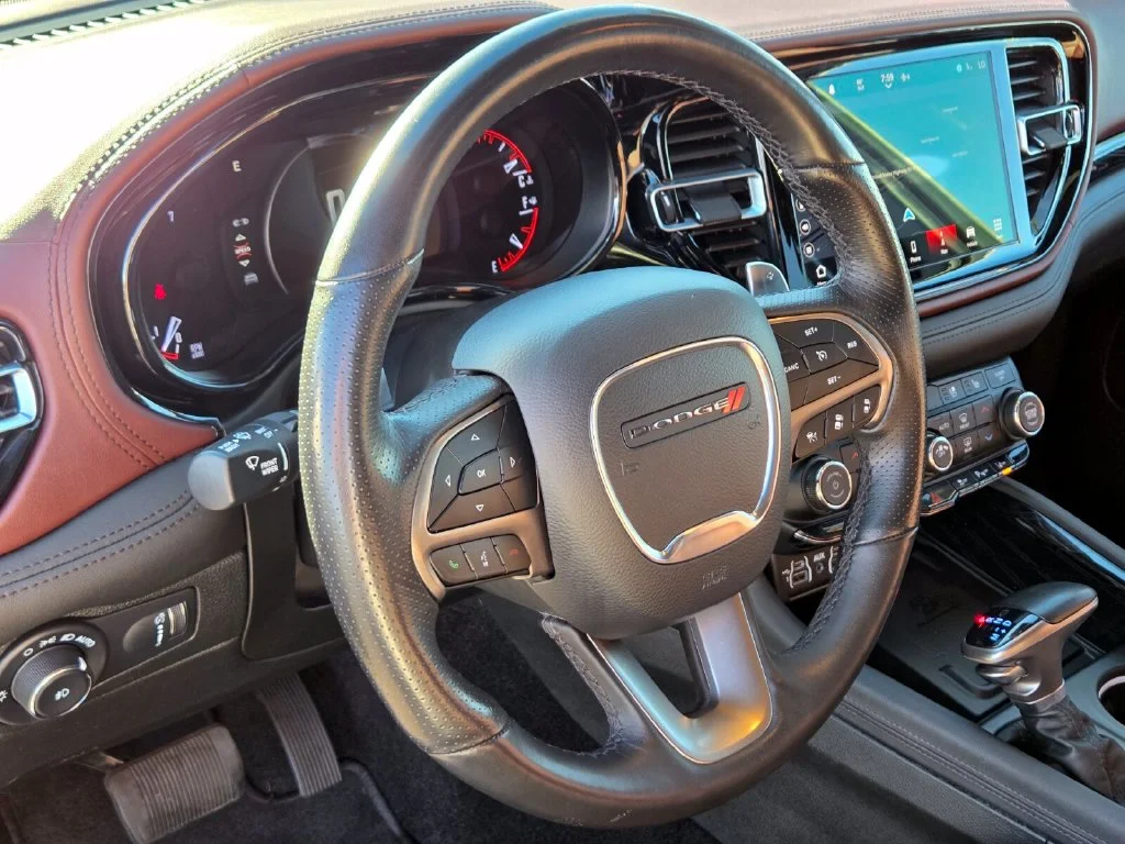 Used 2022 White Dodge Citadel image 28
