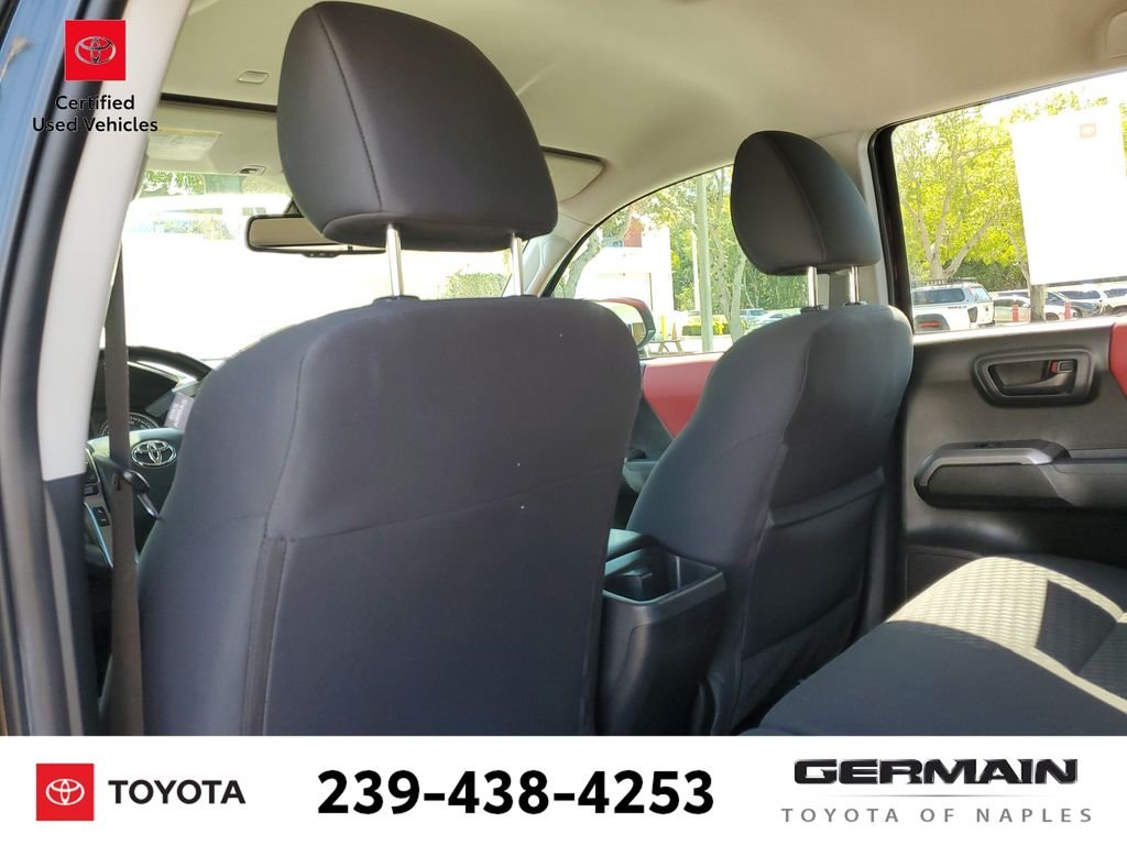 Used 2022 Black Toyota SR5 image 21