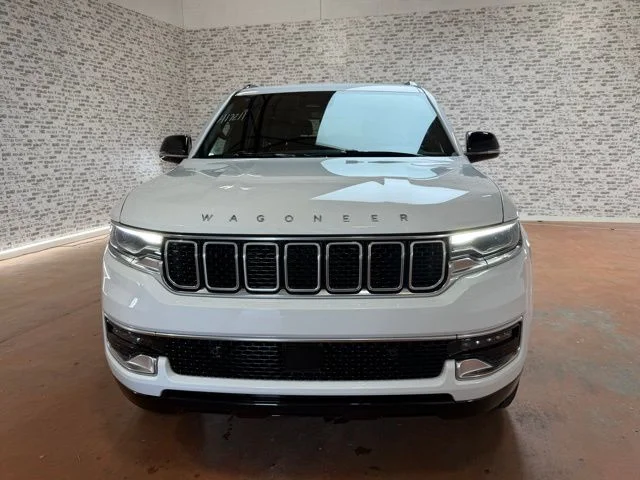 Used 2025 Bright White Clearcoat Jeep Base image 2