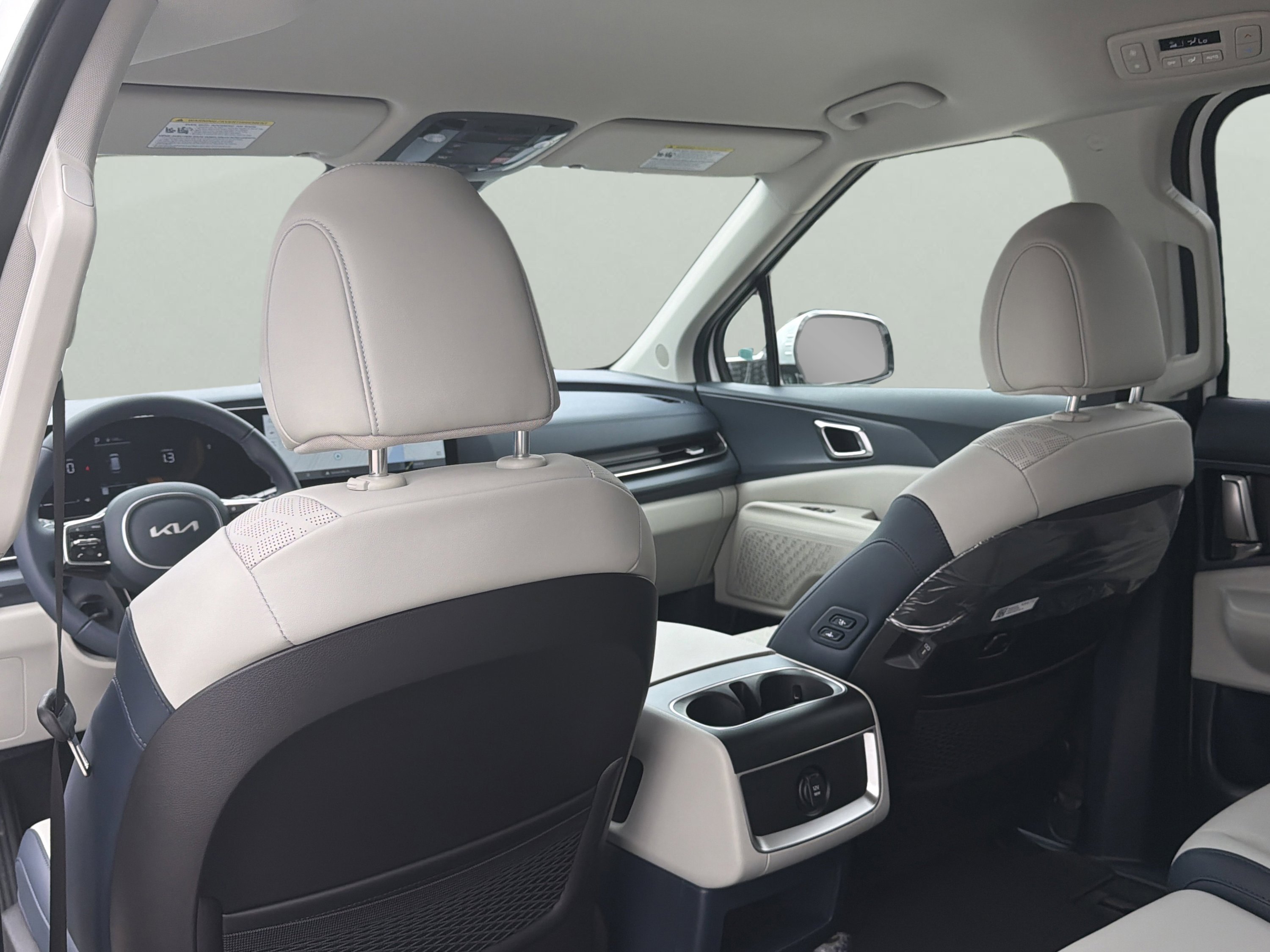 New 2026 Snow White Pearl Kia EX image 21
