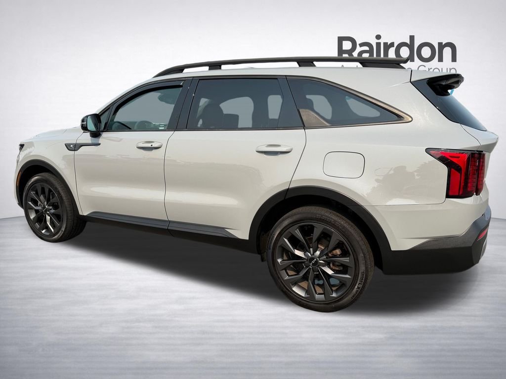 Used 2022 Gray Kia X-Line EX image 5