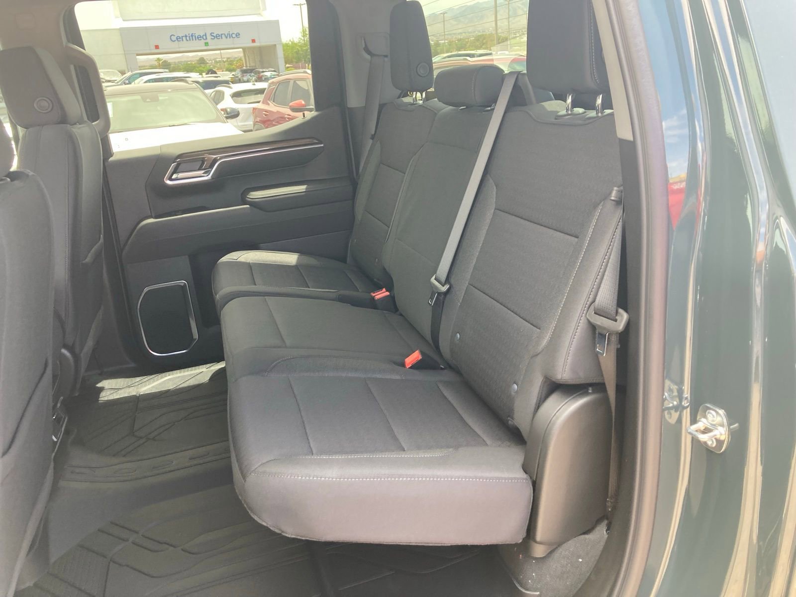 2025 Chevrolet Silverado 1500 LT - Photo 36