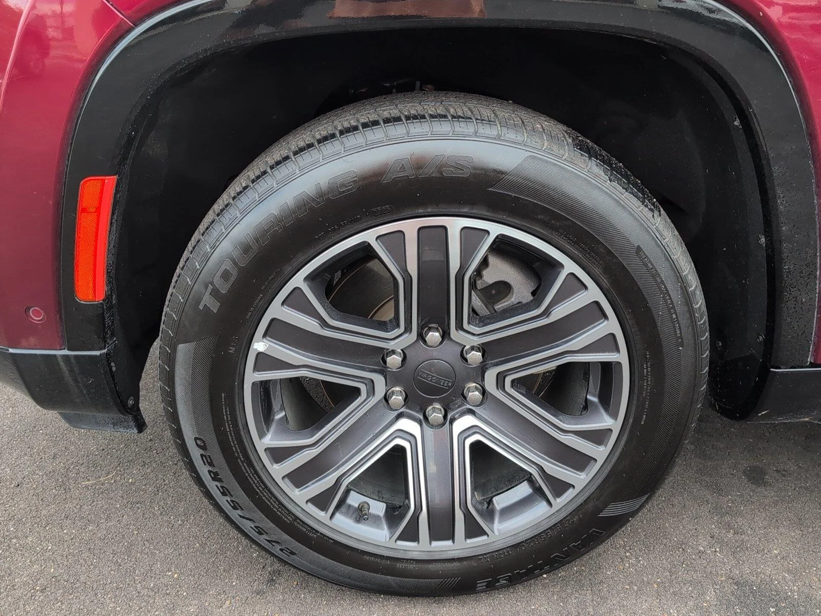Used 2024 Velvet Red Pearlcoat Jeep Series II image 11