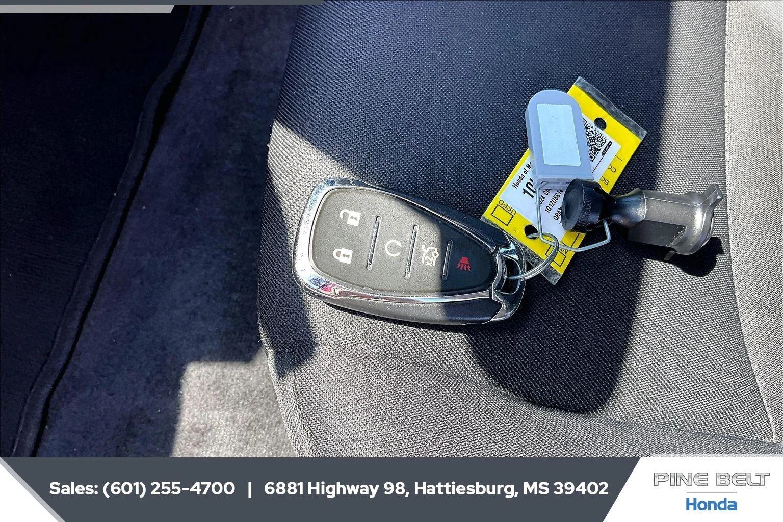 Used 2024 Sterling Gray Metallic Chevrolet LT image 9