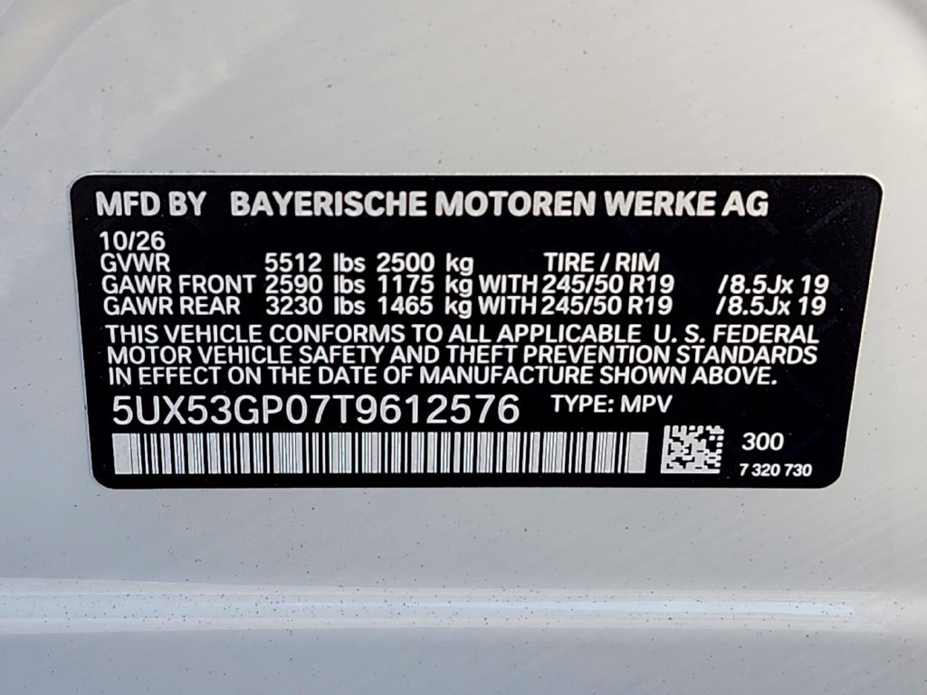 New 2026 White BMW 30 xDrive image 28
