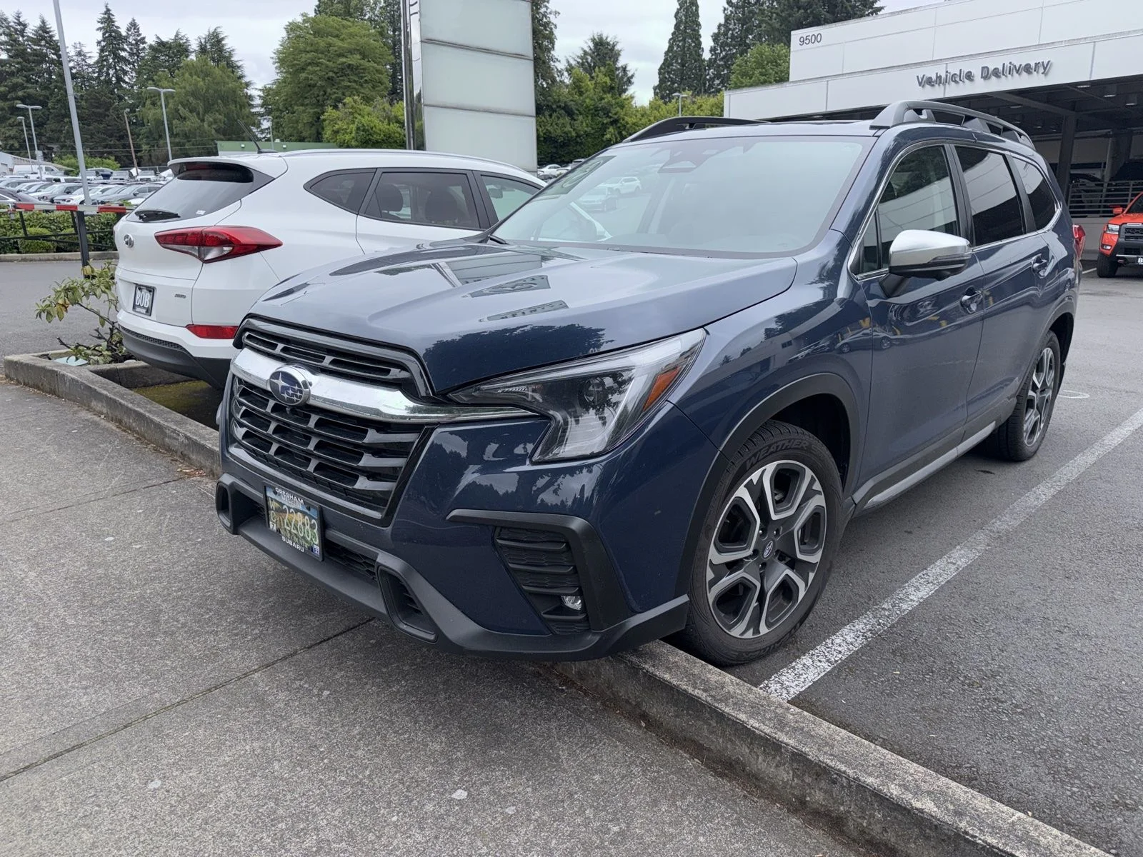 2023 Subaru Ascent Limited 7 Passenger's photo