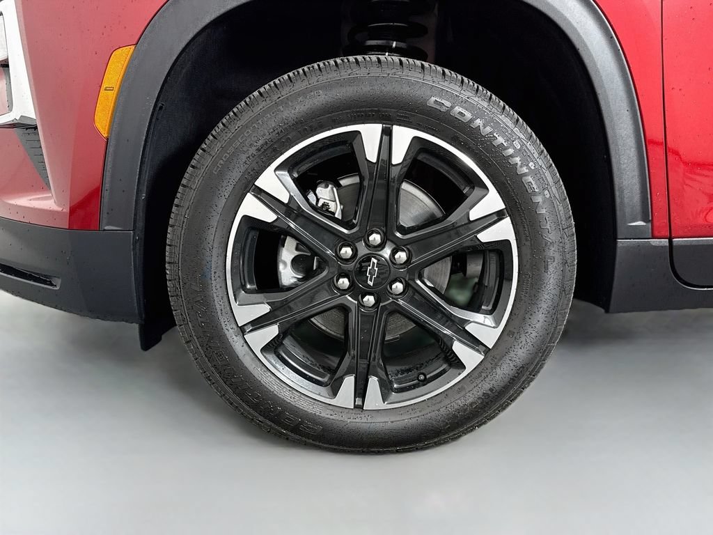 New 2027 Radiant Red Tintcoat Chevrolet LT image 32