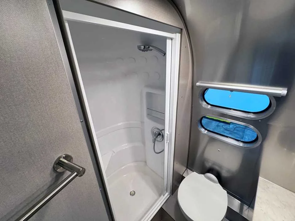 Used 2026 SILVER AIRSTREAM  image 22
