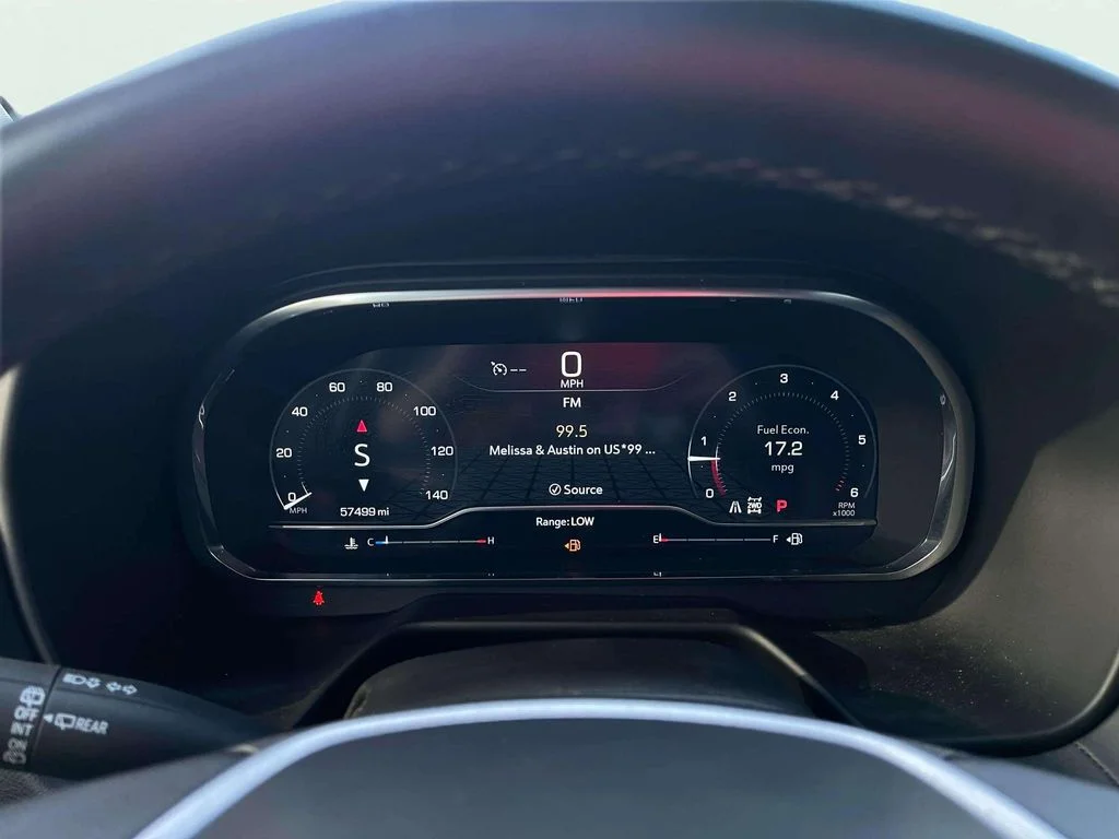 Used 2022 Onyx Black GMC SLE image 19