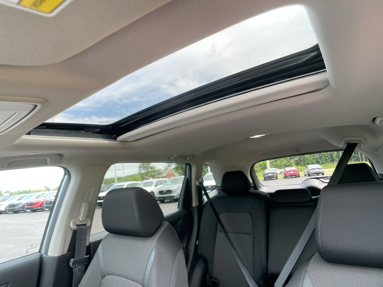 New 2026 Solar Silver Metallic Honda AWD EX image 21