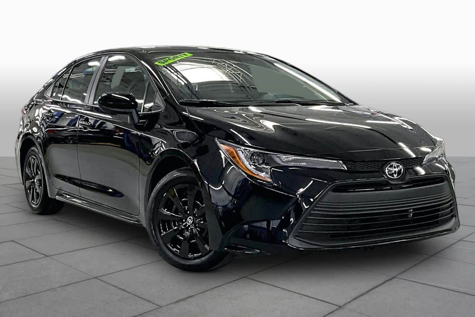 Used 2026 Midnight Black Metallic Toyota LE image 3