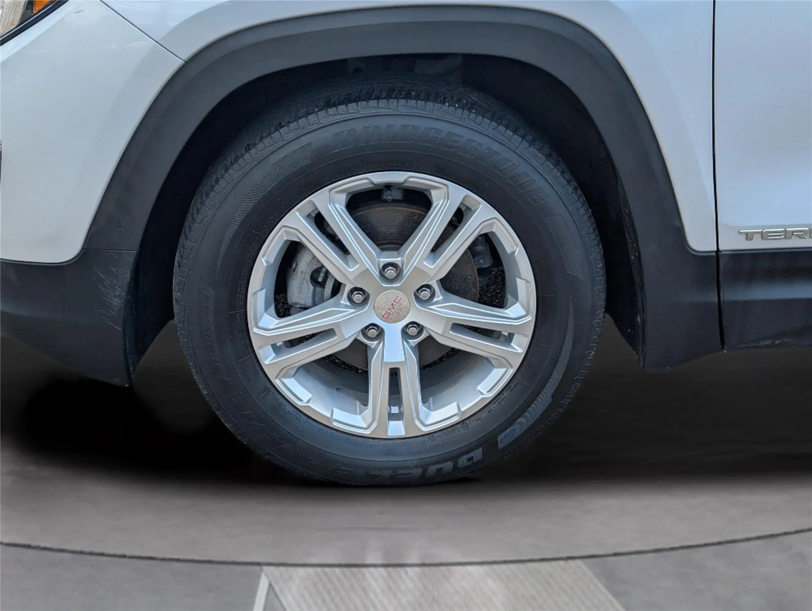 Used 2020 QUICKSILVER METALLIC GMC SLE image 6