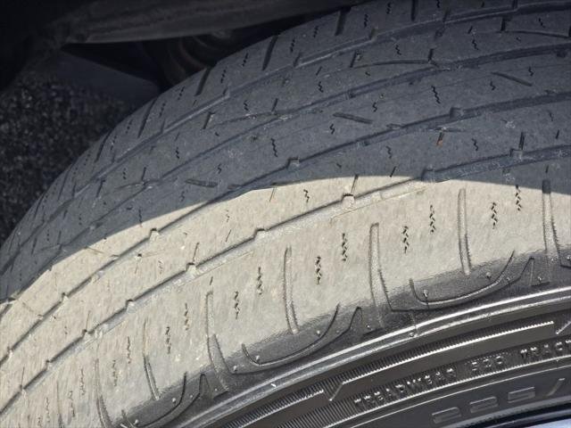 Certified Used 2023 SILVER SKY METALLIC Toyota  image 8