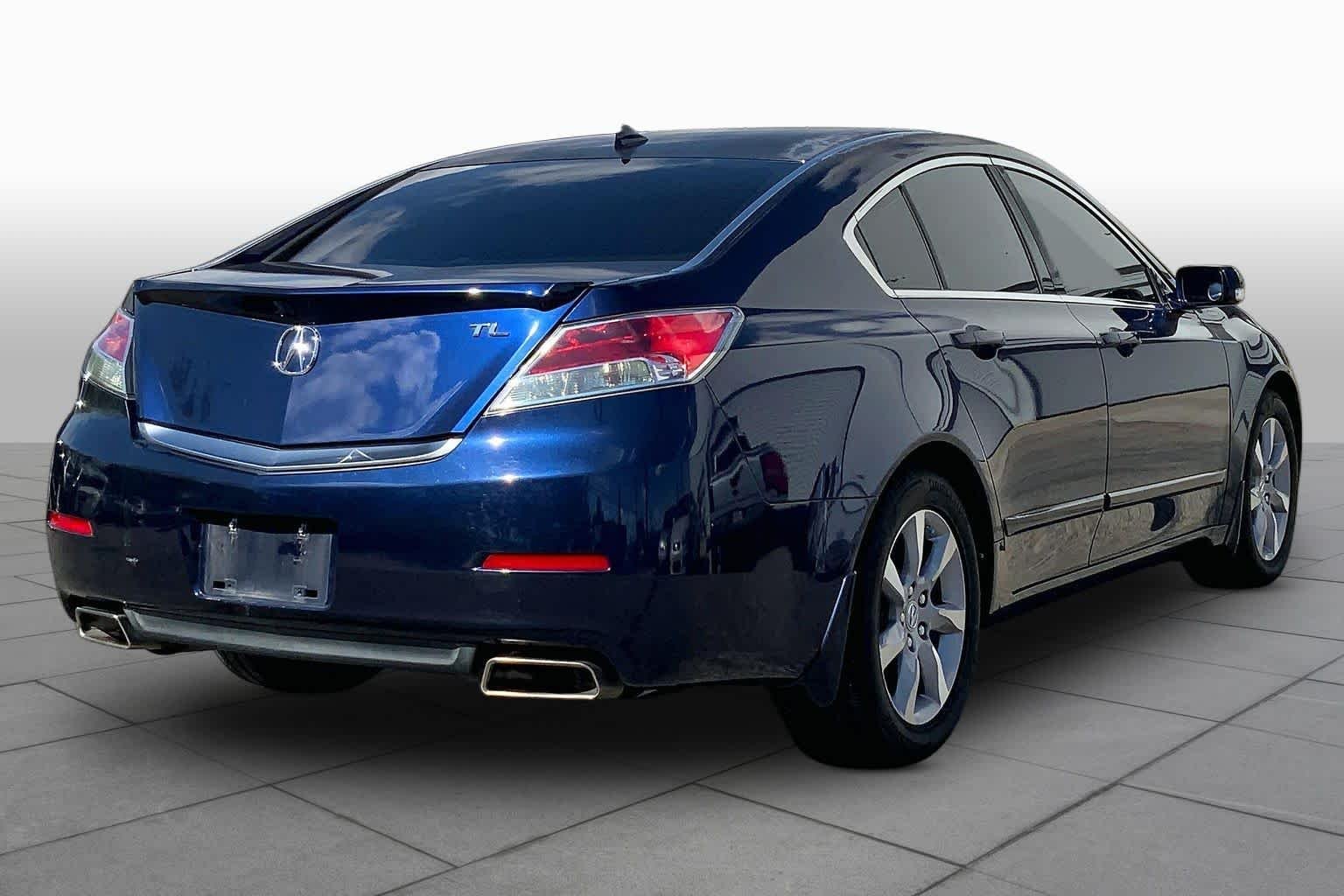 Used 2013 Fathom Blue Pearl Acura  image 10