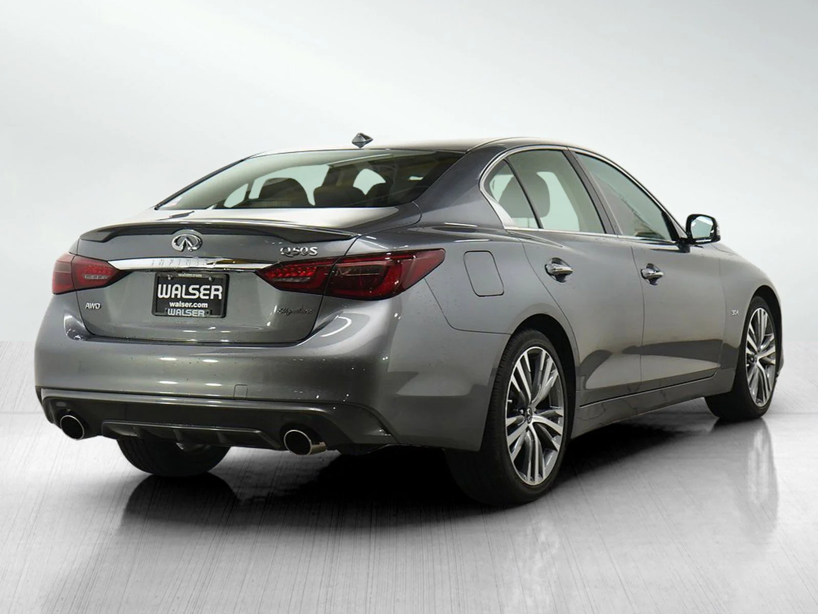 Used 2020 Graphite Shadow INFINITI Sport image 5