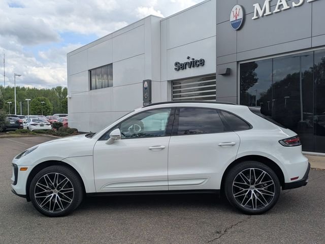 Used 2025 White Porsche Base image 3