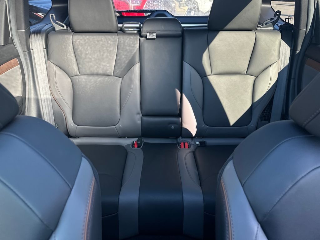 Used 2026 Pearl Subaru Sport Hybrid image 25