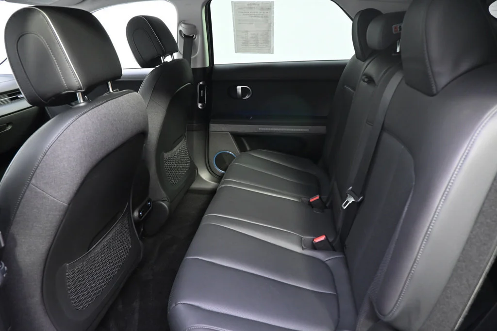 Used 2023 Grey Hyundai SEL image 21
