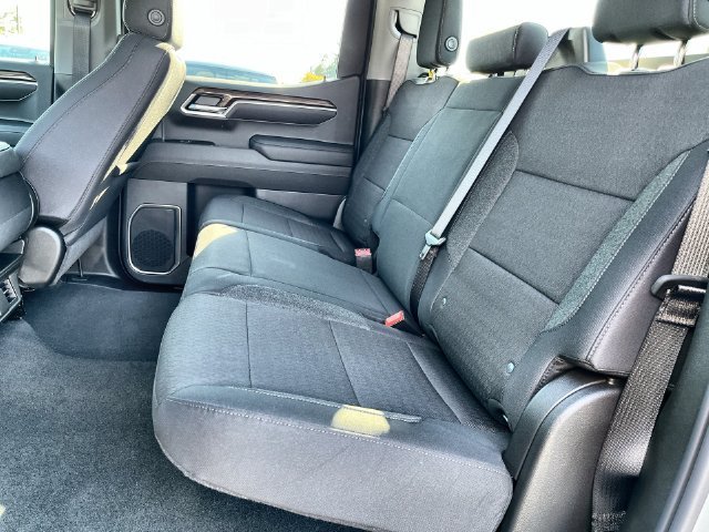 2026 Chevrolet Silverado 1500 photo 31 of 40