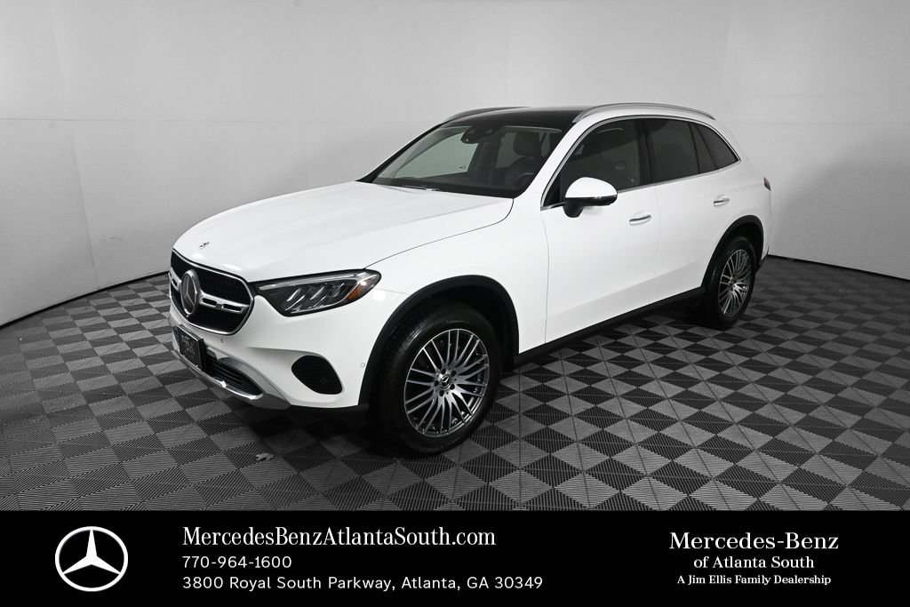 2023 Mercedes-Benz GLC GLC 300 4MATIC's photo