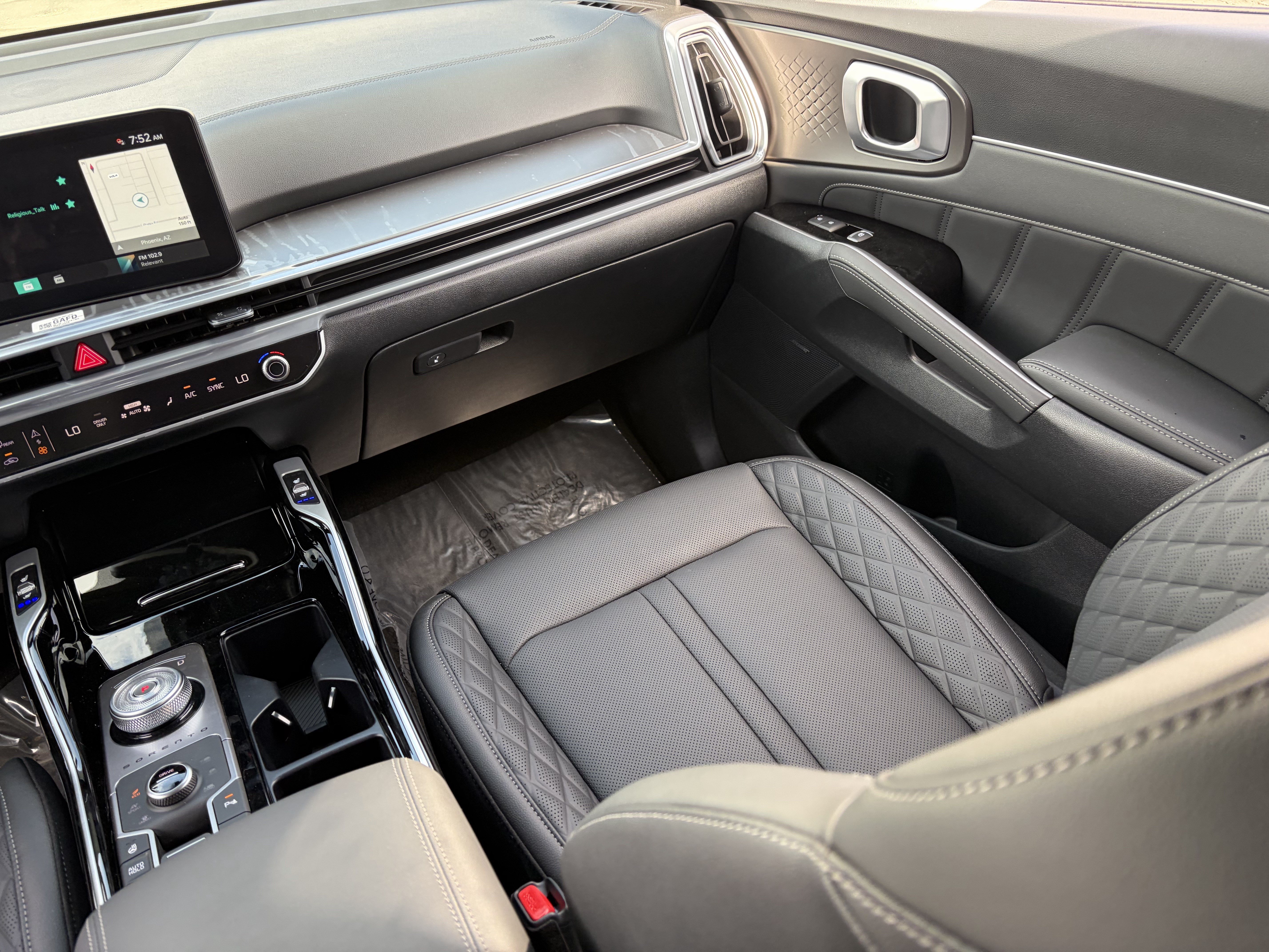 2026 Kia Sorento SX Prestige Hybrid - Photo 14