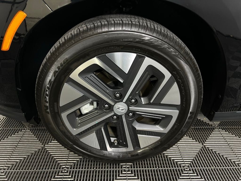 2023 Hyundai Kona Electric SE photo 4