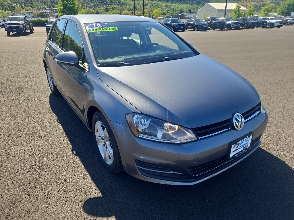 2015 Volkswagen Golf TDI S